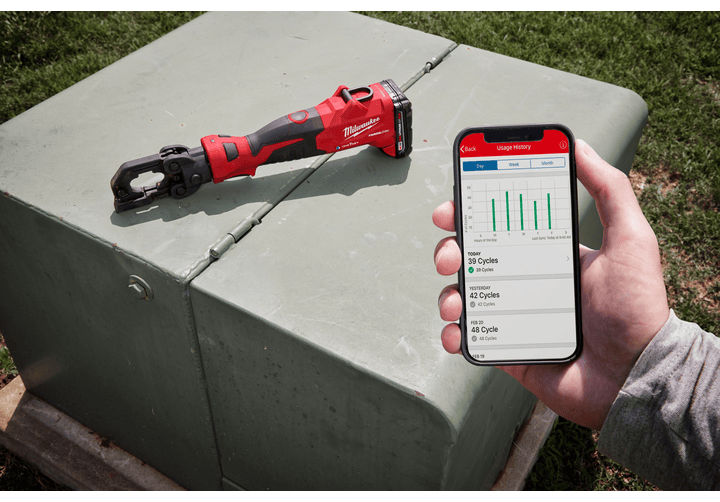 M18™ FORCE LOGIC™ 6T Latched Linear Utility Crimper Image 3