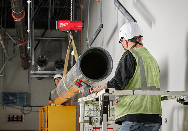 M18™ Compact 1-Ton Chain Hoist w/ ONE-KEY™ Image 4