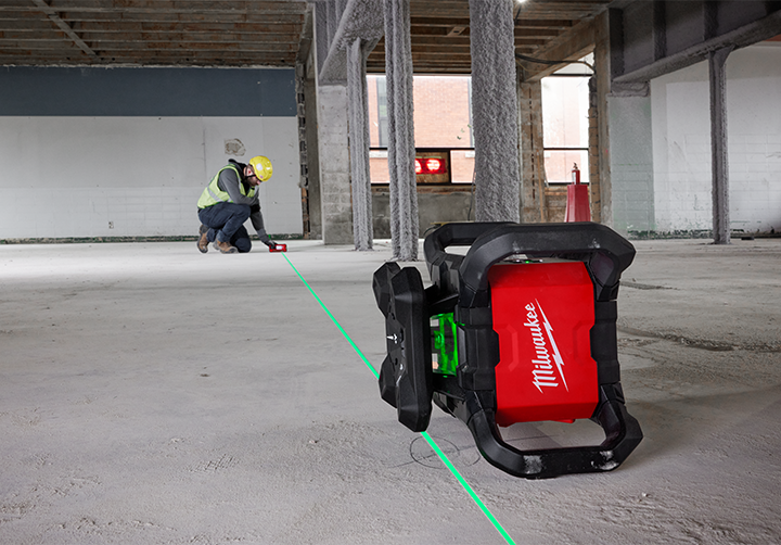 M18™ Green Interior Rotary Laser Level Kit w/ Remote/Receiver & Wall Mount Bracket Image 3