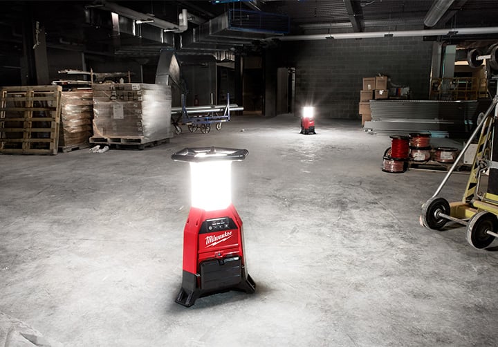 M18™ RADIUS™ Site Light/Charger w/ ONE-KEY™ Image 4