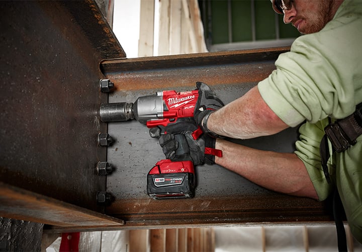 M18 FUEL™  w/ ONE-KEY™ High Torque Impact Wrench 1/2