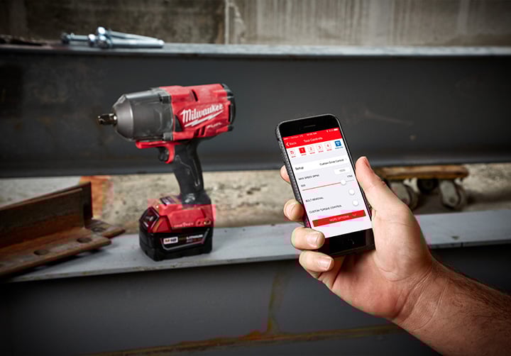 M18 FUEL™ w/ ONE-KEY™ High Torque Impact Wrench 1/2