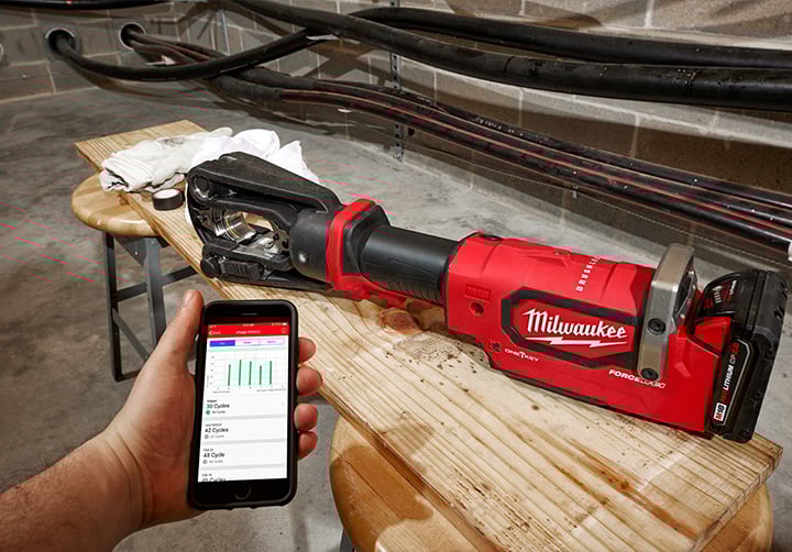 M18™  FORCE LOGIC™ 15T Crimper (Tool Only) Image 3